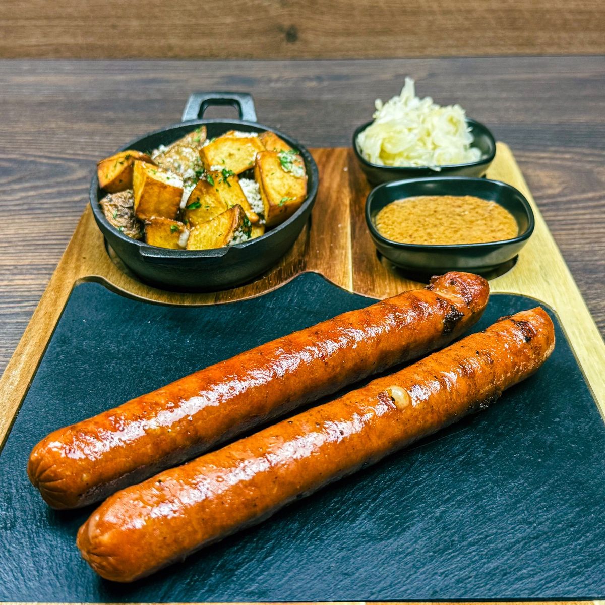 Käsekrainer Plate